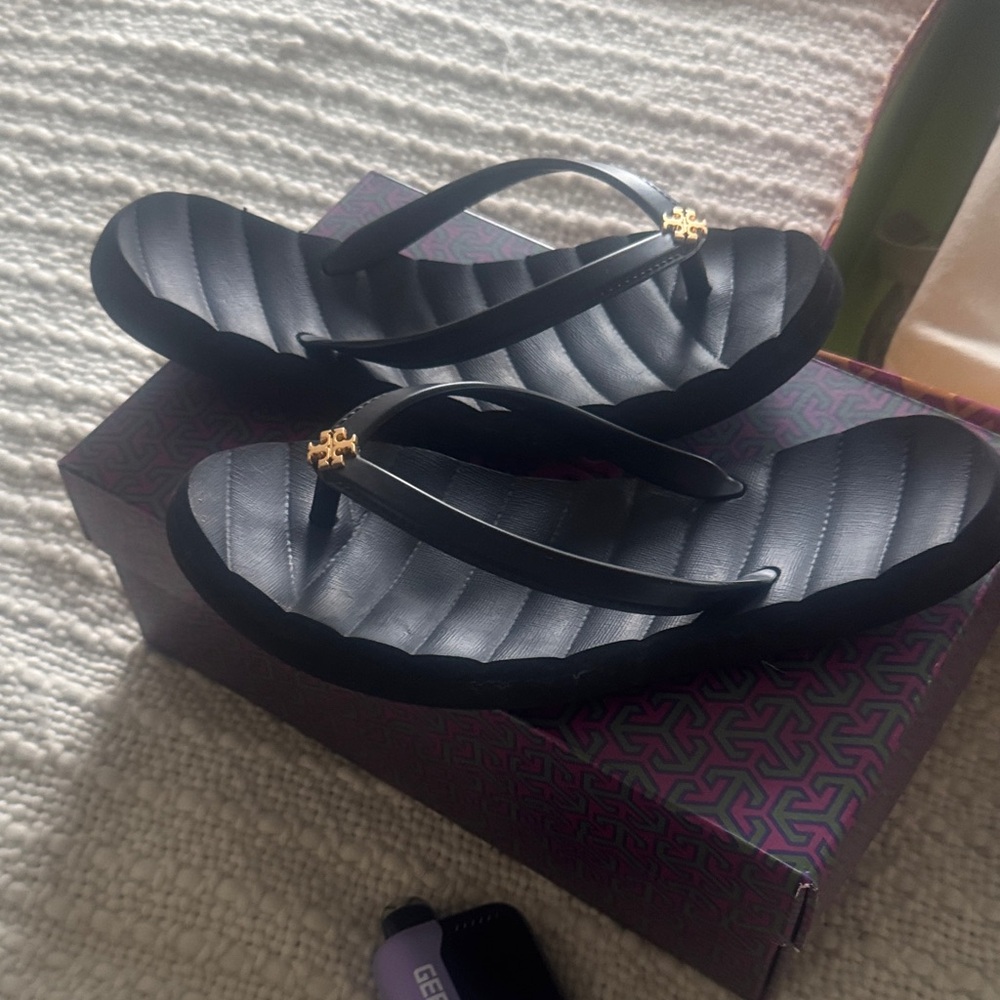 Black Women's Flip Flops